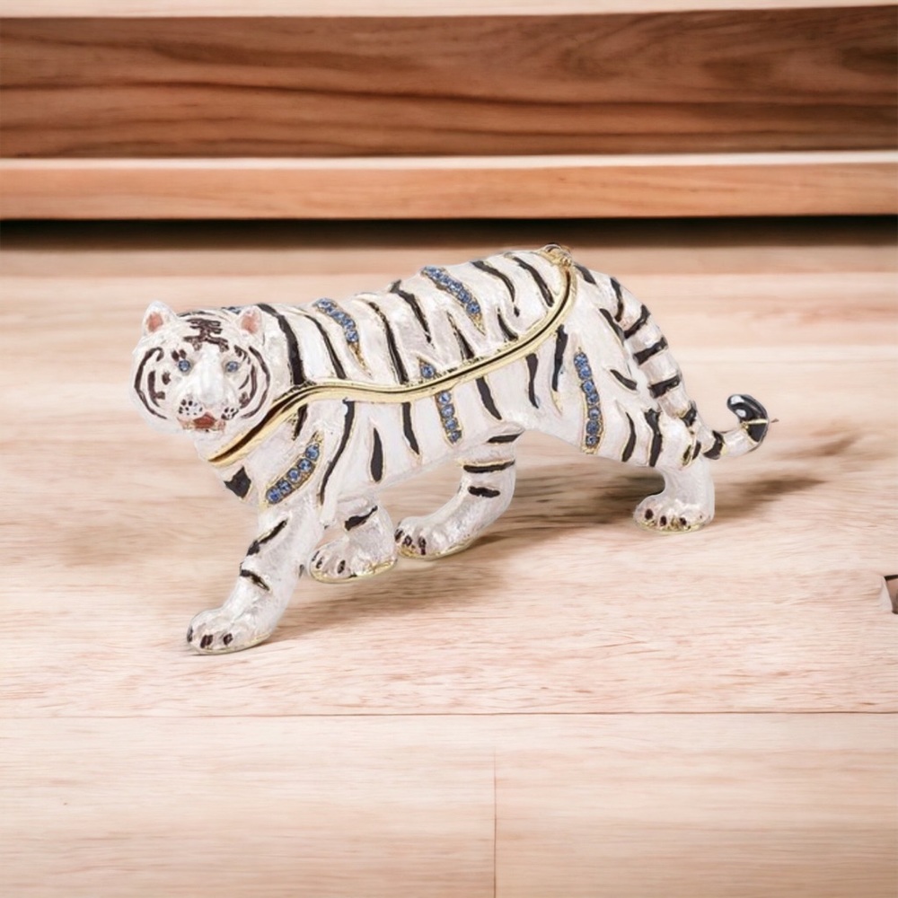 2022 is the Year of the Tiger!  Pewter Bejeweled and enameled Tiger Trinket